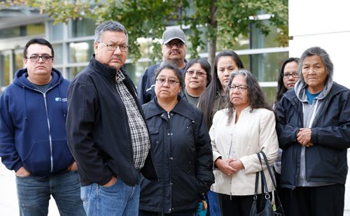JOHN WOODS / WINNIPEG FREE PRESS
David Harper's nephew Roy Harper, front left, and David's sisters, front row left to right, Nora Whiteway and Gladys Harper, are photographed with family members outside Seven Oaks Hospital Tuesday, September 25, 2018. Roy Harper was told by the hospital that his uncle David was discharged when in fact he had died earlier in the day.