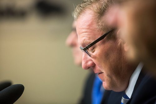 MIKAELA MACKENZIE / WINNIPEG FREE PRESS
Finance Minister Scott Fielding speaks to the media about the newly released public accounts at the Manitoba Legislative Building in Winnipeg on Friday, Sept. 28, 2018.  Winnipeg Free Press 2018.