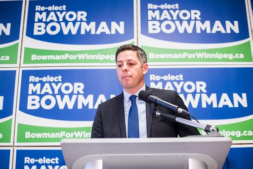 MIKAELA MACKENZIE / WINNIPEG FREE PRESS
Mayor Brian Bowman speaks to the media about risks in other candidate's lack of funding strategies for campaign promises at his campaign office in Winnipeg on Friday, Sept. 28, 2018.  Winnipeg Free Press 2018.