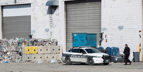 MIKE DEAL / WINNIPEG FREE PRESS
Winnipeg Police at Cascades Recovery+ recycling centre, 100 Omands Creek Blvd., where a middle-aged woman was found mixed in with recycling materials Friday evening.
180929 - Saturday, September 29, 2018.
