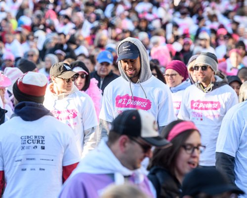 MIKE SUDOMA / WINNIPEG FREE PRESS
Supporters of all ages had a blast running for breast cancer awareness at the CIBC Run for the Cure Sunday morning. September 30, 2018