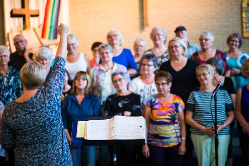 MIKAELA MACKENZIE / WINNIPEG FREE PRESS
The Sisters of the Holy Rock rehearse at the John Black Memorial United Church in Winnipeg on Tuesday, Sept. 4, 2018. 
Winnipeg Free Press 2018.