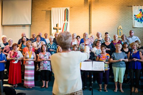 MIKAELA MACKENZIE / WINNIPEG FREE PRESS
Carole Stone leads the Sisters of the Holy Rock rehearsal at the John Black Memorial United Church in Winnipeg on Tuesday, Sept. 4, 2018. 
Winnipeg Free Press 2018.