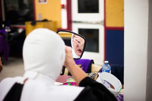 MIKAELA MACKENZIE / WINNIPEG FREE PRESS
The Sisters prepare for a show in Lorette in Winnipeg on Saturday, Sept. 15, 2018.  
Winnipeg Free Press 2018.