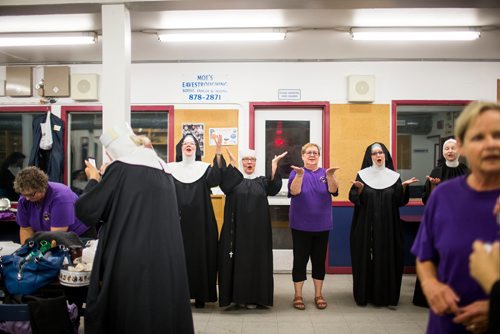 MIKAELA MACKENZIE / WINNIPEG FREE PRESS
The Sisters prepare for a show in Lorette in Winnipeg on Saturday, Sept. 15, 2018.  
Winnipeg Free Press 2018.