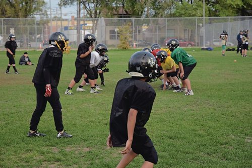 Canstar Community News Sept. 19, 2018 - The Valour Patriots are celebrating their 10th anniversary this year.(EVA WASNEY/CANSTAR COMMUNITY NEWS/METRO)