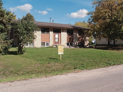 Canstar Community News A hearing regarding the subdivision and rezoning of the properties at 389 & 395 Almey Ave. was on the agenda for the Sept. 17 East Kildonan-Transcona Community Committee meeting. (SHELDON BIRNIE/CANSTAR/THE HERALD)