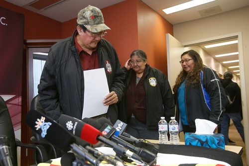 JOHN WOODS / WINNIPEG FREE PRESS
Rex and Hager Ross, parents of Mary Yellowback, whose body was found in a recycling depot over the weekend, and Louise Ross OKemow enter a press conference at Manitoba Keewatinowi Okimakanak (MKO) Tuesday, October 2, 2018. Winnipeg police are looking into her death as suspicious.