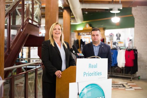 MIKAELA MACKENZIE / WINNIPEG FREE PRESS
Mayoral candidate Jenny Motkaluk makes a campaign announcement about inclusivity among the mayor and councillors at Johnston Terminal in Winnipeg on Wednesday, Oct. 3, 2018.  Winnipeg Free Press 2018.