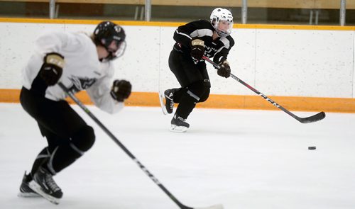 TREVOR HAGAN / WINNIPEG FREE PRESS
Manitoba Bisons' forward Jordyn Zacharias (27) during practice today, Wednesday, October 3, 2018.