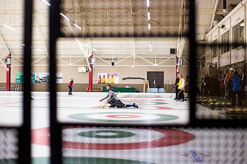 MIKAELA MACKENZIE / WINNIPEG FREE PRESS
The Margarita Curling Club holds its annual open bonspiel, where 64 teams from around the world compete, at the Granite Curling Club in Winnipeg on Thursday, Oct. 4, 2018.  Winnipeg Free Press 2018.