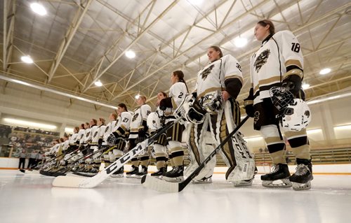 TREVOR HAGAN / WINNIPEG FREE PRSS 
The 2018-2019 Manitoba Bisons' on the ice prior to playing the Calgary Dinos, Friday, October 5, 2018.