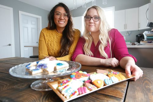 JOHN WOODS / WINNIPEG FREE PRESS
Jenn Strauman, right, and Mary Lou Vendivil, owners of Scientific Sweets, a two-year-old home-based cookie biz that made headlines in June when Khloe Kardashian ordered cookies, in the image of her new baby, are photographed in Strauman's home Monday, October 8, 2018.