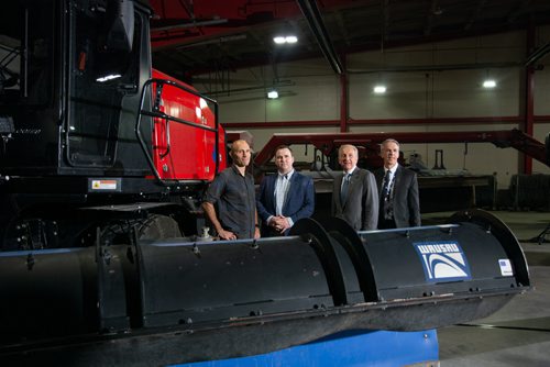 Canstar Community News Oct. 3, 2018 - The Winnipeg Airport Authority announced a partnership with Northstar Robotics and Airport Technologies Inc. to develop autonomous snow plow technology. (EVA WASNEY/CANSTAR COMMUNITY NEWS/METRO)