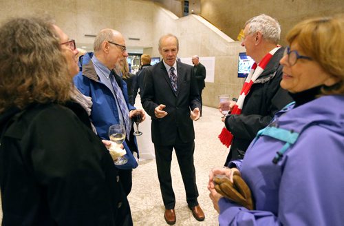 JASON HALSTEAD / WINNIPEG FREE PRESS

Winnipeg Free Press publisher Bob Cox (middle) and Legislature reporter Larry Kusch (second left) chat with Free Press subscribers as the Winnipeg Free Press hosted a free screening of the 2016 Academy Awards best picture winner, Spotlight, at the Winnipeg Art Gallery on Oct. 3, 2018 in celebration of National Newspaper Week. (See Social Page)