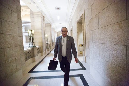 MIKAELA MACKENZIE / WINNIPEG FREE PRESS
PC MLA Cliff Graydon walks down the hall at the Manitoba Legislative Building in Winnipeg on Thursday, Oct. 11, 2018.
Winnipeg Free Press 2018.