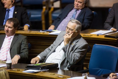 MIKAELA MACKENZIE / WINNIPEG FREE PRESS
PC MLA Cliff Graydon during question period at the Manitoba Legislative Building in Winnipeg on Thursday, Oct. 11, 2018. 
Winnipeg Free Press 2018.