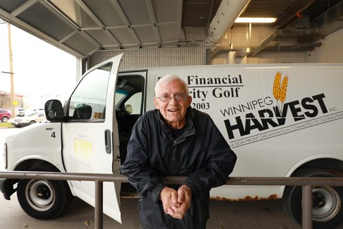 RUTH BONNEVILLE / WINNIPEG FREE PRESS
Volunteer Column
Portrait of Henry Peters 86, has volunteered for 50 years, 20 of them driving for Winnipeg Harvest. For the Oct. 15 edition of the Volunteers column:
Henry, 86, is a life-long volunteer. He currently serves as a truck driver for Winnipeg Harvest each week, as well as a meal server at Bethel Place every second Thursday.
Aaron Epp
Volunteers columnist, Winnipeg Free Press
October 11, 2018