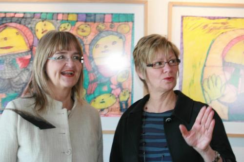 The two minister. Asta Ragnheidur Johannesdottir and Nancy Allan.  Steinthor Gubjatsson/Winnipeg Free Press