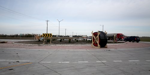 TREVOR HAGAN / WINNIPEG FREE PRESS
A new roundabout at the junction of Highway 2 and Highway 3 will open next week, Friday, October 12, 2018.