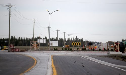 TREVOR HAGAN / WINNIPEG FREE PRESS
A new roundabout at the junction of Highway 2 and Highway 3 will open next week, Friday, October 12, 2018.