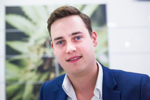 MIKAELA MACKENZIE / WINNIPEG FREE PRESS
John Arbuthnot, Delta 9 CEO, poses while the cannabis store prepares for opening day in Winnipeg on Tuesday, Oct. 16, 2018. 
Winnipeg Free Press 2018.