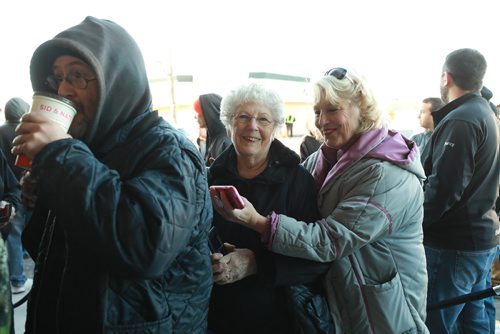 RUTH BONNEVILLE / WINNIPEG FREE PRESS

Delta 9 Cannabis  customers, Joyce Cayer and her daughter Kim Cayer  take a selfie while in line Wednesday.

See Carol's story.


October 17, 2018