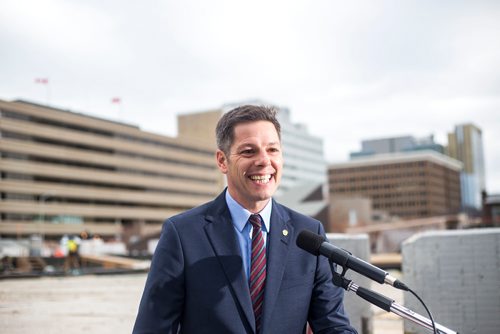 MIKAELA MACKENZIE / WINNIPEG FREE PRESS
Mayor Brian Bowman releases his campaign platform document on Main Street in Winnipeg on Friday, Oct. 19, 2018. 
Winnipeg Free Press 2018.