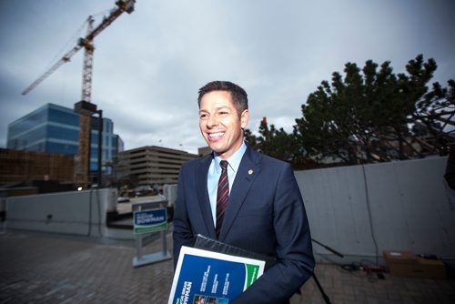 MIKAELA MACKENZIE / WINNIPEG FREE PRESS
Mayor Brian Bowman releases his campaign platform document on Main Street in Winnipeg on Friday, Oct. 19, 2018. 
Winnipeg Free Press 2018.