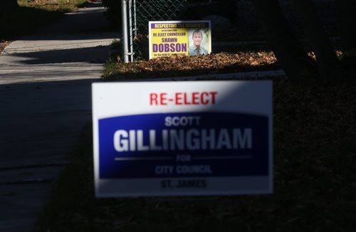 TREVOR HAGAN / WINNIPEG FREE PRESS
Shawn Dobson and Scott Gillingham election signs on Roseberry St, in St.James, Saturday, October 20, 2018.