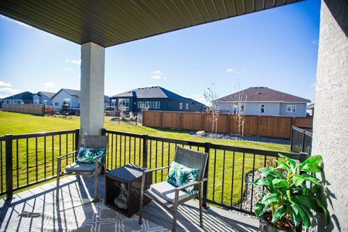 MIKAELA MACKENZIE / WINNIPEG FREE PRESS
The deck off of the master bedroom at 9 Prairie Grass Lane in Oak Bluff West in Winnipeg on Monday, Oct. 22, 2018. 
Winnipeg Free Press 2018.