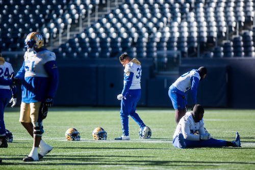 MIKAELA MACKENZIE / WINNIPEG FREE PRESS
Bombers practice at Investors Group Field in Winnipeg on Monday, Oct. 22, 2018. 
Winnipeg Free Press 2018.