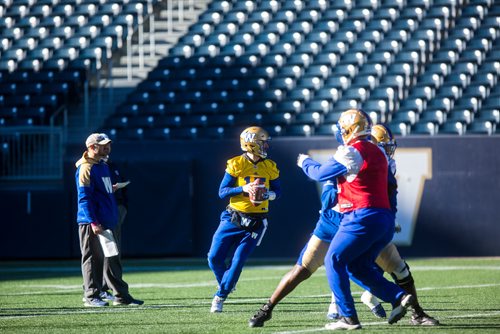 MIKAELA MACKENZIE / WINNIPEG FREE PRESS
Quarterback Matt Nichols at Bombers practice at Investors Group Field in Winnipeg on Monday, Oct. 22, 2018. 
Winnipeg Free Press 2018.