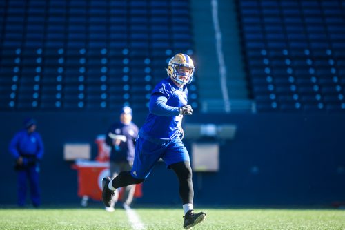 MIKAELA MACKENZIE / WINNIPEG FREE PRESS
Adam Bighill at Bombers practice at Investors Group Field in Winnipeg on Tuesday, Oct. 23, 2018. 
Winnipeg Free Press 2018.