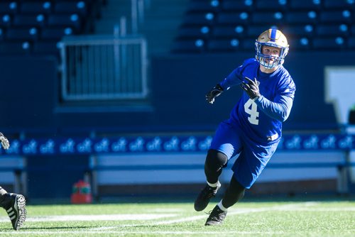 MIKAELA MACKENZIE / WINNIPEG FREE PRESS
Adam Bighill at Bombers practice at Investors Group Field in Winnipeg on Tuesday, Oct. 23, 2018. 
Winnipeg Free Press 2018.