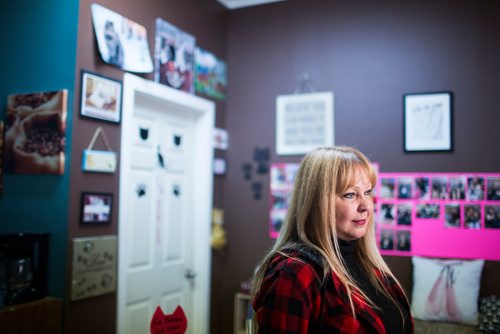 MIKAELA MACKENZIE / WINNIPEG FREE PRESS
Jennifer Laferriere at her cat cafe, Miss J. La's Fur Babies Cat Cafe and Adoption Centre, in Winnipeg on Thursday, Oct. 25, 2018. 
Winnipeg Free Press 2018.