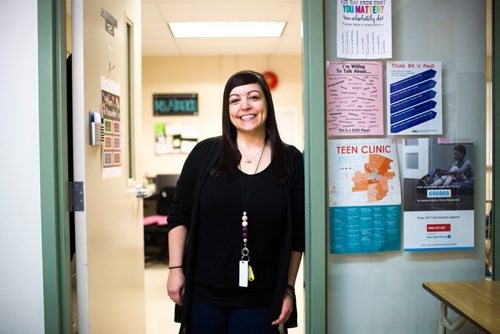 MIKAELA MACKENZIE / WINNIPEG FREE PRESS
School counsellor Cristina Almeida poses for a portrait at Sargent Park School in Winnipeg on Thursday, Oct. 25, 2018. 
Winnipeg Free Press 2018.