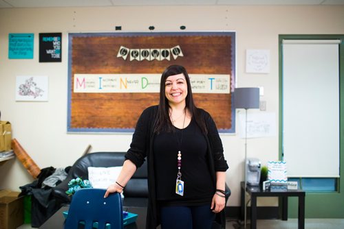 MIKAELA MACKENZIE / WINNIPEG FREE PRESS
School counsellor Cristina Almeida poses for a portrait at Sargent Park School in Winnipeg on Thursday, Oct. 25, 2018. 
Winnipeg Free Press 2018.