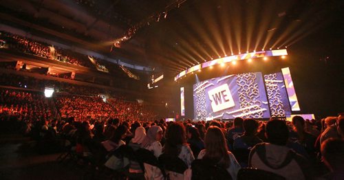 MIKE DEAL / WINNIPEG FREE PRESS
Around 16,000 kids from across Manitoba attend WE Day at Bell MTS Place where they were celebrating young people committed to making a difference.
181030 - Tuesday, October 30, 2018