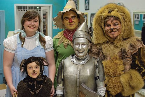 Canstar Community News Oct. 23 - Students with Theatre Dance Centre (603 Wall St.) rehearse for an upcoming performance of The Wizard of Oz. (EVA WASNEY/CANSTAR COMMUNITY NEWS/METRO)