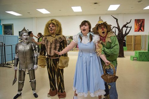 Canstar Community News Oct. 23 - Students with Theatre Dance Centre (603 Wall St.) rehearse for an upcoming performance of The Wizard of Oz. (EVA WASNEY/CANSTAR COMMUNITY NEWS/METRO)