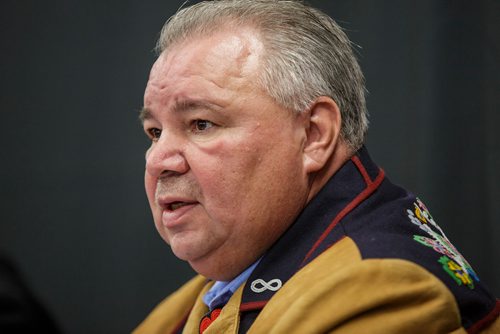 MIKE DEAL / WINNIPEG FREE PRESS
Manitoba Metis Federation President David Chartrand expressed frustration during a press conference after the Manitoba government announced intentions to step away from the Turning the Page Agreement (TPA), signed by the province, Hydro and the MMF in 2014.
181031 - Wednesday, October 31, 2018.