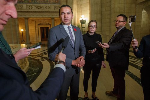 MIKE DEAL / WINNIPEG FREE PRESS
Wab Kinew, NDP Leader of the Opposition, talks to the media after question period Wednesday afternoon.
181031 - Wednesday, October 31, 2018.