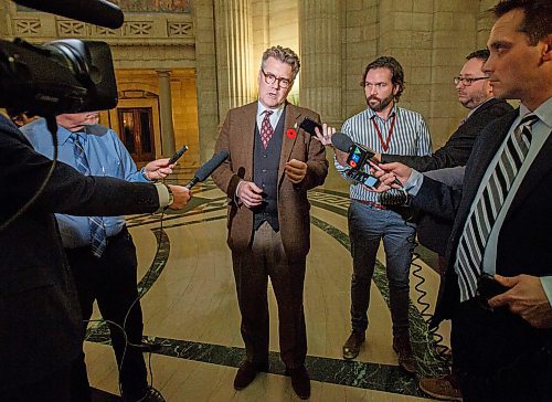 MIKE DEAL / WINNIPEG FREE PRESS
Dougald Lamont, Liberal Leader of the Second Opposition, talks to the media after question period Wednesday afternoon.
181031 - Wednesday, October 31, 2018.