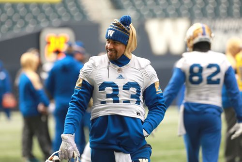 RUTH BONNEVILLE / WINNIPEG FREE PRESS

Winnipeg Blue Bombers practice at Investors Group Field Wednesday.

BB #33 Andrew Harris. 

October 31, 2018