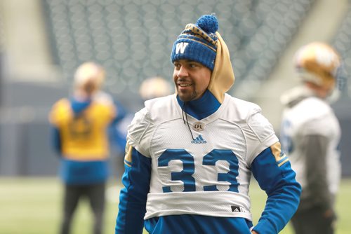 RUTH BONNEVILLE / WINNIPEG FREE PRESS

Winnipeg Blue Bombers practice at Investors Group Field Wednesday.

BB #33 Andrew Harris. 

October 31, 2018