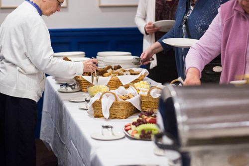 MIKAELA MACKENZIE / WINNIPEG FREE PRESS
The Jubilee Fund Champagne Brunch at the Assiniboine Park Pavilion Atrium in Winnipeg on Saturday, Nov. 3, 2018. 
Winnipeg Free Press 2018.