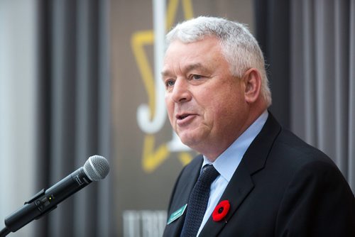 MIKAELA MACKENZIE / WINNIPEG FREE PRESS
Mark Adams, Jubilee Fund President, welcomes people to the Jubilee Fund Champagne Brunch at the Assiniboine Park Pavilion Atrium in Winnipeg on Saturday, Nov. 3, 2018. 
Winnipeg Free Press 2018.