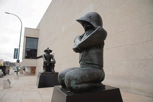 Canstar Community News Winnipeg Art Gallery new sculptures. (EVA WASNEY/CANSTAR COMMUNITY NEWS/METRO)