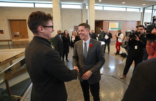 RUTH BONNEVILLE / WINNIPEG FREE PRESS

Winnipeg Mayor, Brian Bowman shakes Matt Allard  St. Boniface ward, hand after announcing his new members of his EPC at news conference at City Hall Monday. 


Nov 5th , 2018